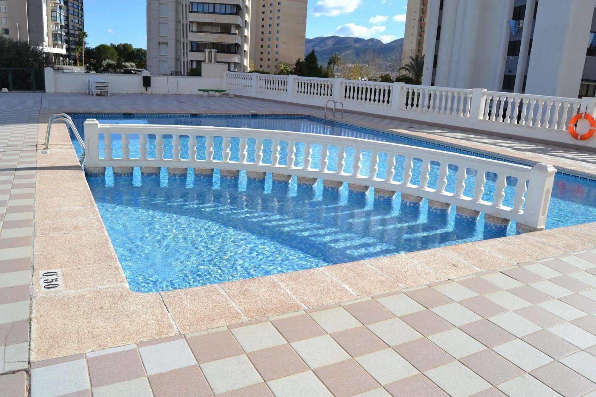 Pierre & Vacances Benidorm Levante エクステリア 写真